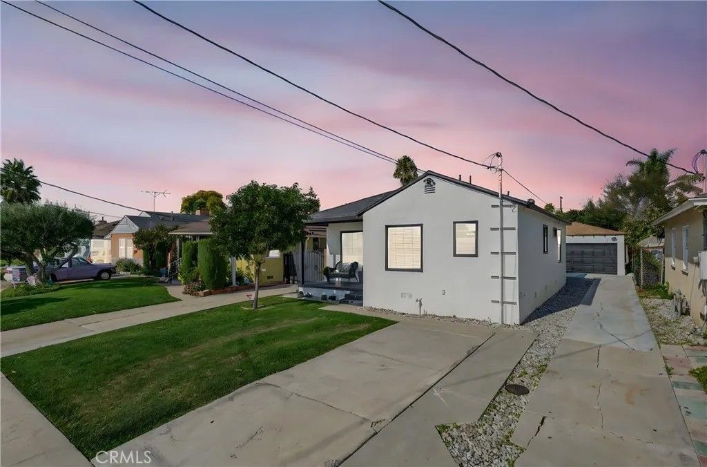 Photo of 1513 W 215th Street, Torrance, CA 90501 (MLS # DW26025471)