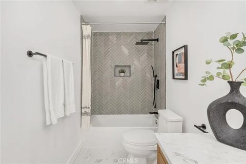 Tiny photo for 1 Misty Meadow #30 Mdw, Irvine, CA 92612 (MLS # PW25252313)