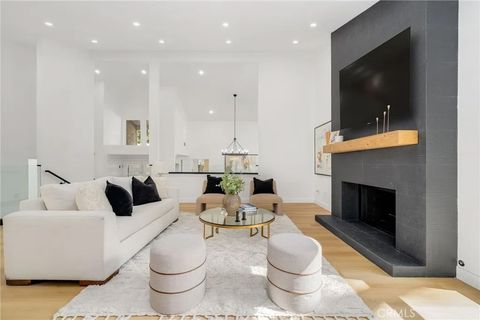 Tiny photo for 1 Misty Meadow #30 Mdw, Irvine, CA 92612 (MLS # PW25252313)