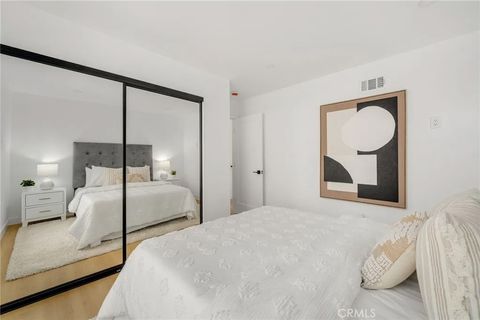 Tiny photo for 1 Misty Meadow #30 Mdw, Irvine, CA 92612 (MLS # PW25252313)