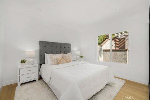 Tiny photo for 1 Misty Meadow #30 Mdw, Irvine, CA 92612 (MLS # PW25252313)