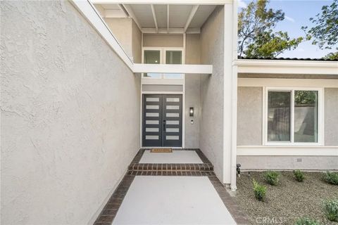 Tiny photo for 1 Misty Meadow #30 Mdw, Irvine, CA 92612 (MLS # PW25252313)