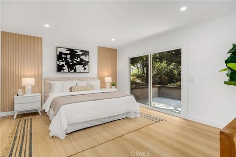 Tiny photo for 1 Misty Meadow #30 Mdw, Irvine, CA 92612 (MLS # PW25252313)