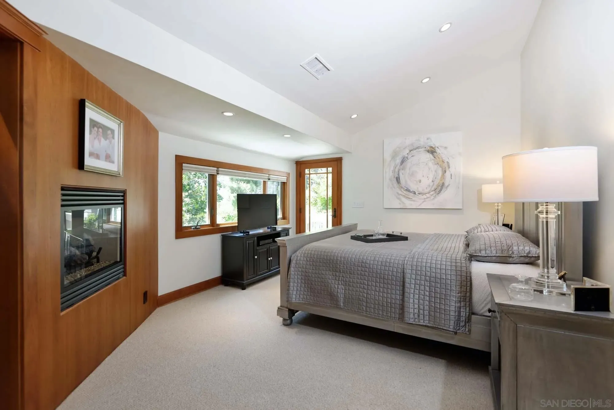 La Jolla, California 92037, United States, 3 Bedrooms Bedrooms, ,3 BathroomsBathrooms,Residential,Active,152762