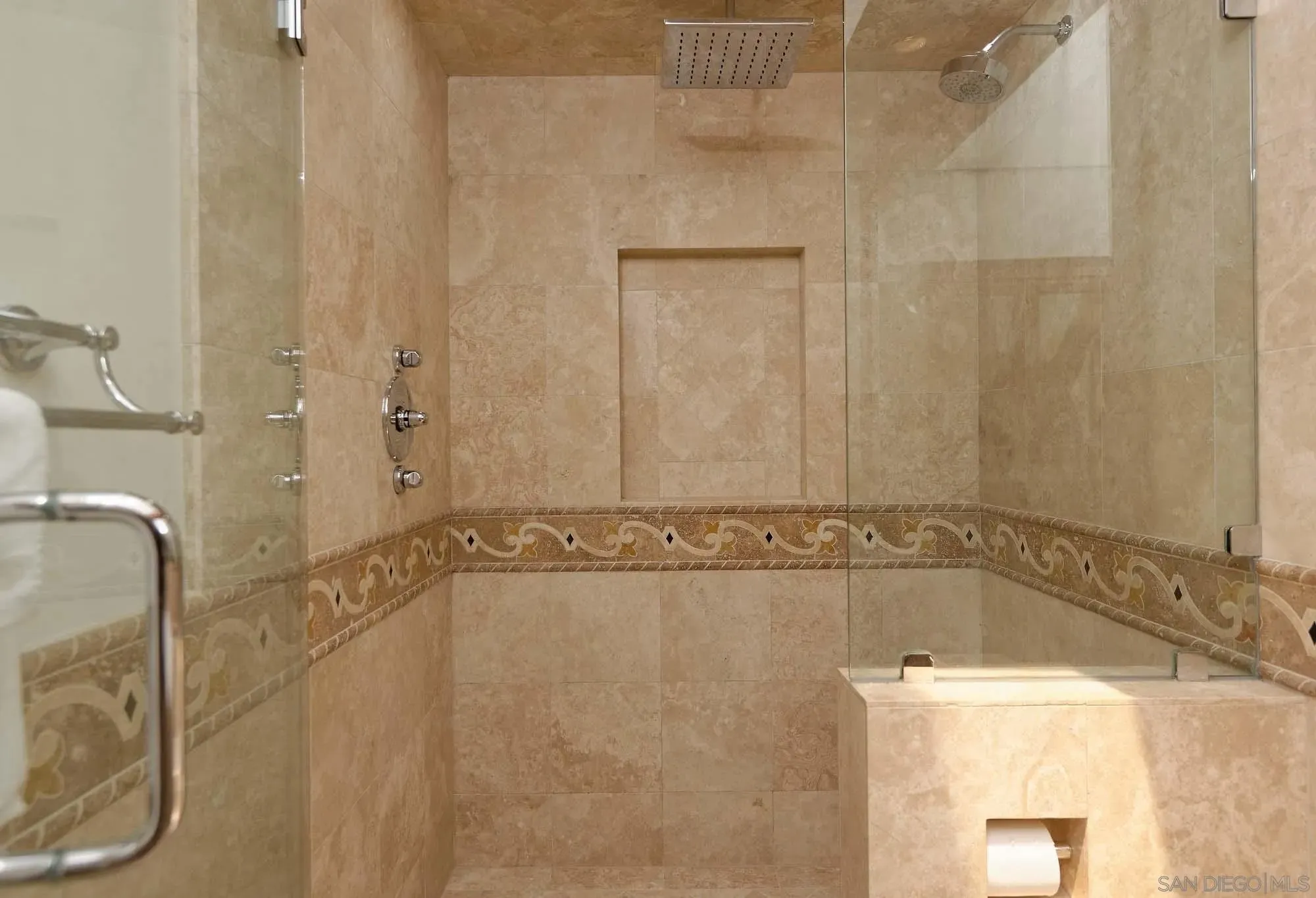 La Jolla, California 92037, United States, 3 Bedrooms Bedrooms, ,3 BathroomsBathrooms,Residential,Active,152762