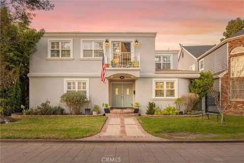 Photo of 30 La Linda Drive, Long Beach, CA 90807 (MLS # PW26024891)