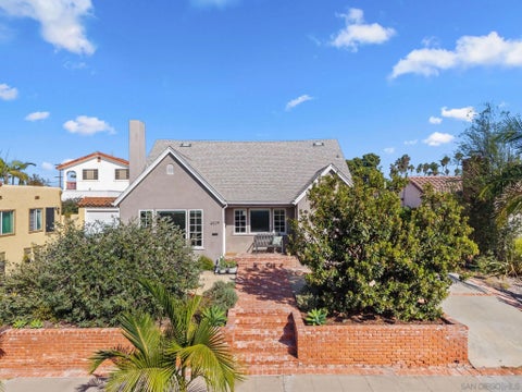 Photo of 4829 Oregon St, San Diego, CA 92116 (MLS # 260024396)