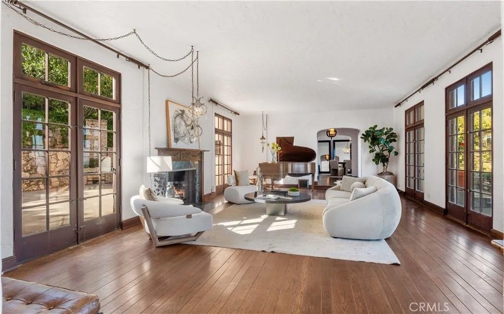 Photo of 6437 Via Colinita, Rancho Palos Verdes, CA 90275 (MLS # PV26056744)