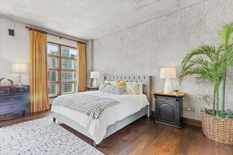 Tiny photo for 877 Island Ave #1006, San Diego, CA 92101 (MLS # 250031884)