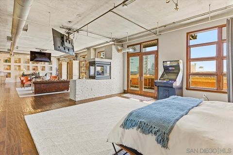 Tiny photo for 877 Island Ave #1006, San Diego, CA 92101 (MLS # 250031884)