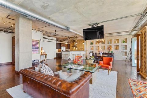 Tiny photo for 877 Island Ave #1006, San Diego, CA 92101 (MLS # 250031884)