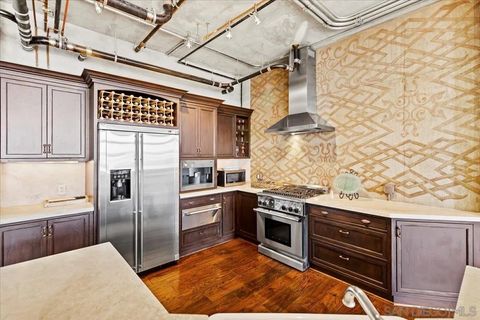 Tiny photo for 877 Island Ave #1006, San Diego, CA 92101 (MLS # 250031884)