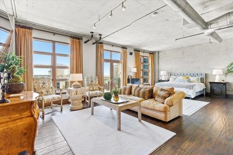 Tiny photo for 877 Island Ave #1006, San Diego, CA 92101 (MLS # 250031884)
