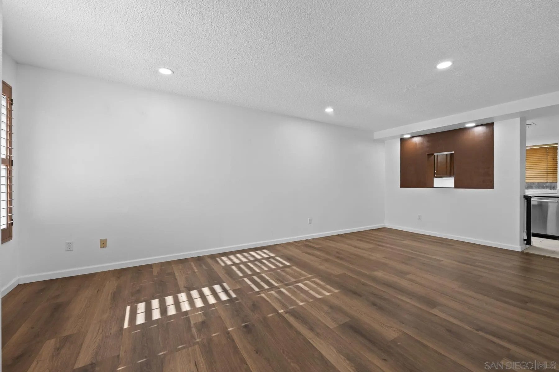 1512 Gustavo Street Unit B B