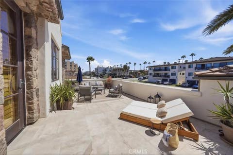 Tiny photo for 807 Esplanade, Redondo Beach, CA 90277 (MLS # SB26078062)