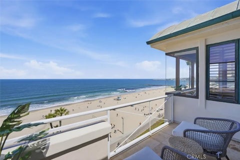 Tiny photo for 807 Esplanade, Redondo Beach, CA 90277 (MLS # SB26078062)