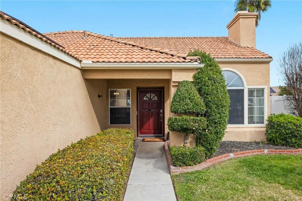 Photo of 30136 Via Amante, Menifee, CA 92584 (MLS # OC26020394)