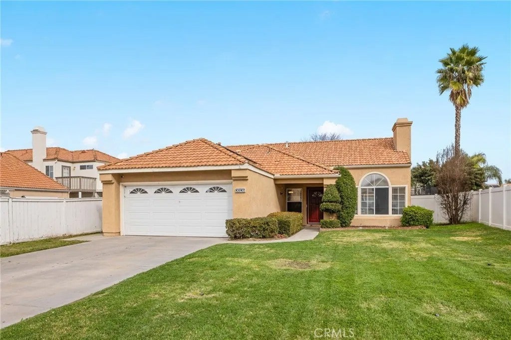 Photo of 30136 Via Amante, Menifee, CA 92584 (MLS # OC26020394)