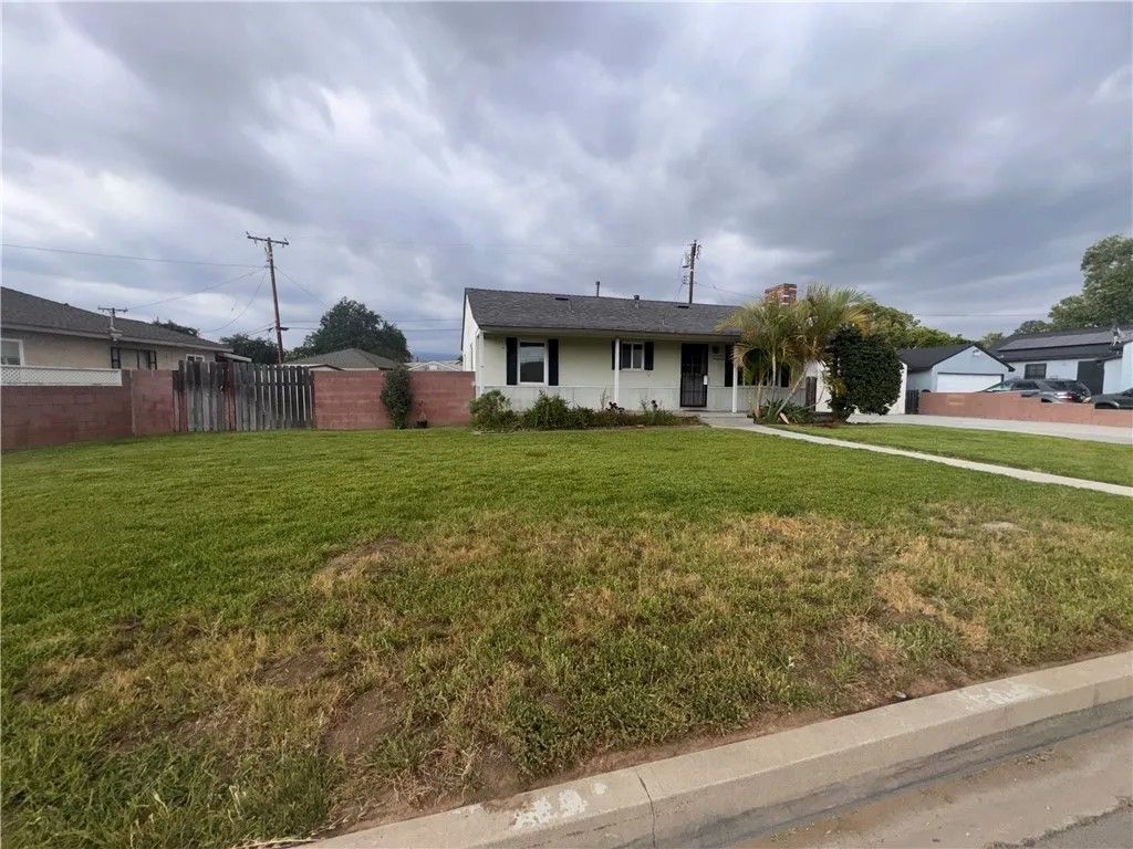 Photo of 2233 W Havenbrook Street, West Covina, CA 91790 (MLS # DW26071930)