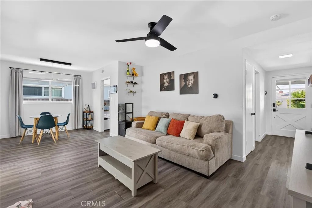 16916 S Catalina