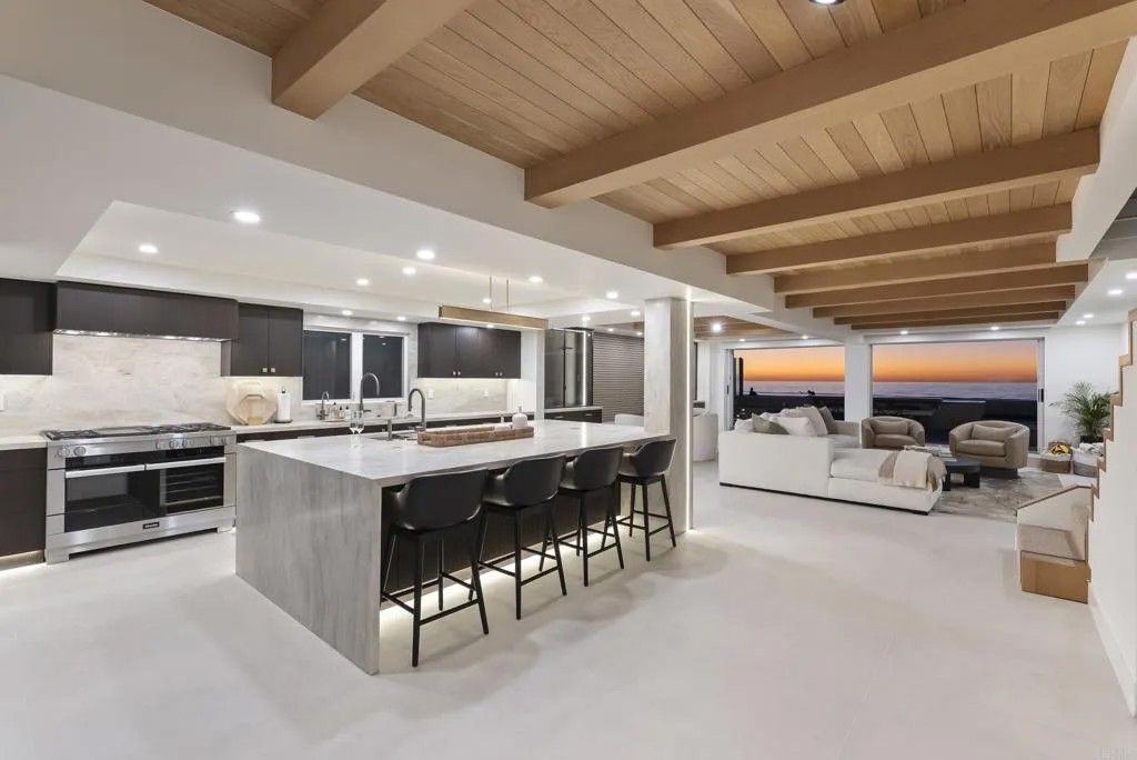 Photo of 2016 Ocean Front, Del Mar, CA 92014 (MLS # NDP2602995)