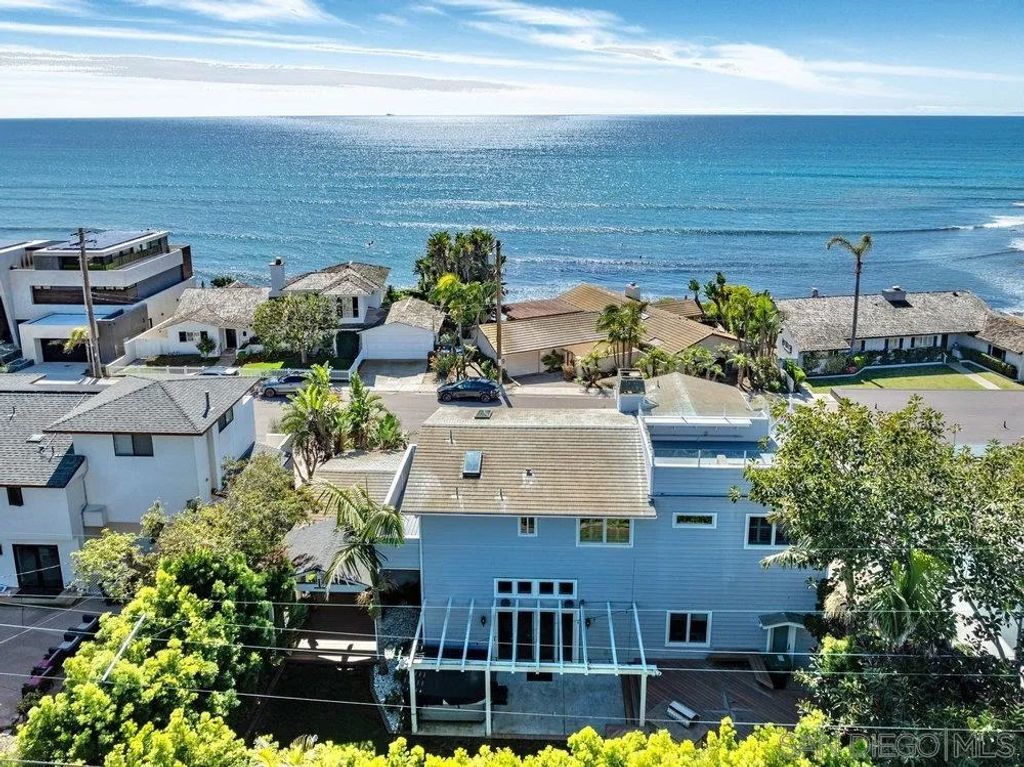 Photo of 5247 Chelsea St, La Jolla, CA 92037 (MLS # 250033600)