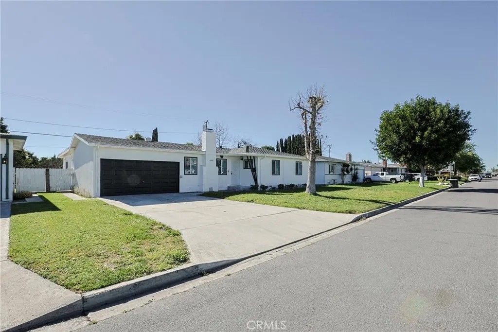 Photo of 10882 Poindexter Ave, Garden Grove, CA 92840 (MLS # PW26011062)