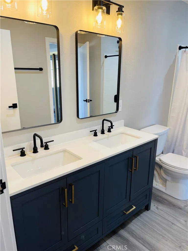 1054 W 23rd Street