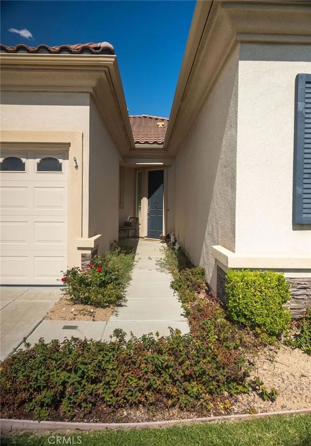 Photo of 10939 Rockaway Glen Road, Apple Valley, CA 92308 (MLS # HD26000589)