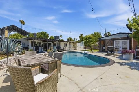 7959 Bothwell Reseda CA 91335