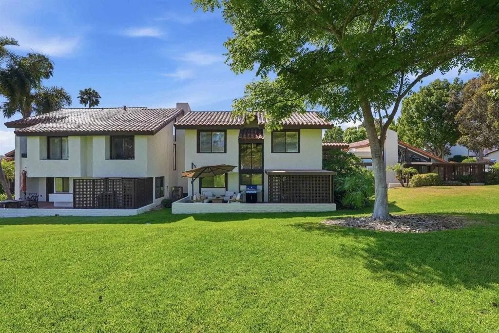 Photo of 622 Camino Santa Barbara, Solana Beach, CA 92075 (MLS # NDP2604444)