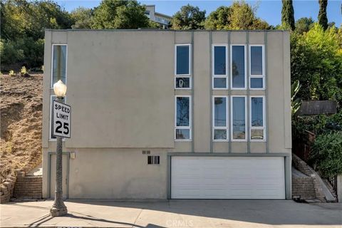 Tiny photo for 12452 Laurel Terrace, Studio City, CA 91604 (MLS # SR25236218)