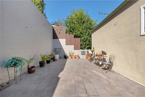Tiny photo for 12452 Laurel Terrace, Studio City, CA 91604 (MLS # SR25236218)