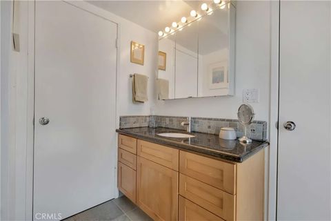 Tiny photo for 12452 Laurel Terrace, Studio City, CA 91604 (MLS # SR25236218)