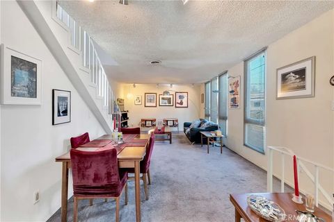 Tiny photo for 12452 Laurel Terrace, Studio City, CA 91604 (MLS # SR25236218)