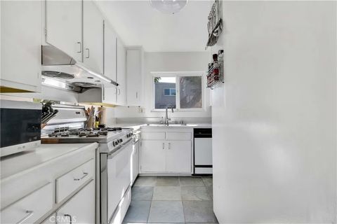 Tiny photo for 12452 Laurel Terrace, Studio City, CA 91604 (MLS # SR25236218)