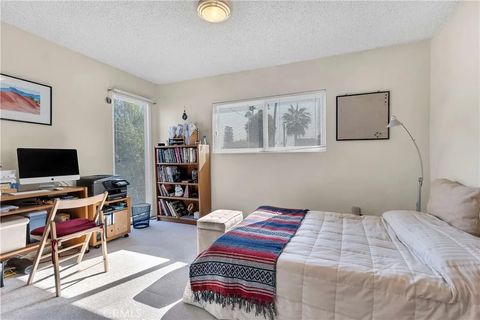 Tiny photo for 12452 Laurel Terrace, Studio City, CA 91604 (MLS # SR25236218)