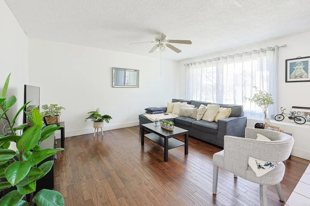 1541 Sonora Drive 243