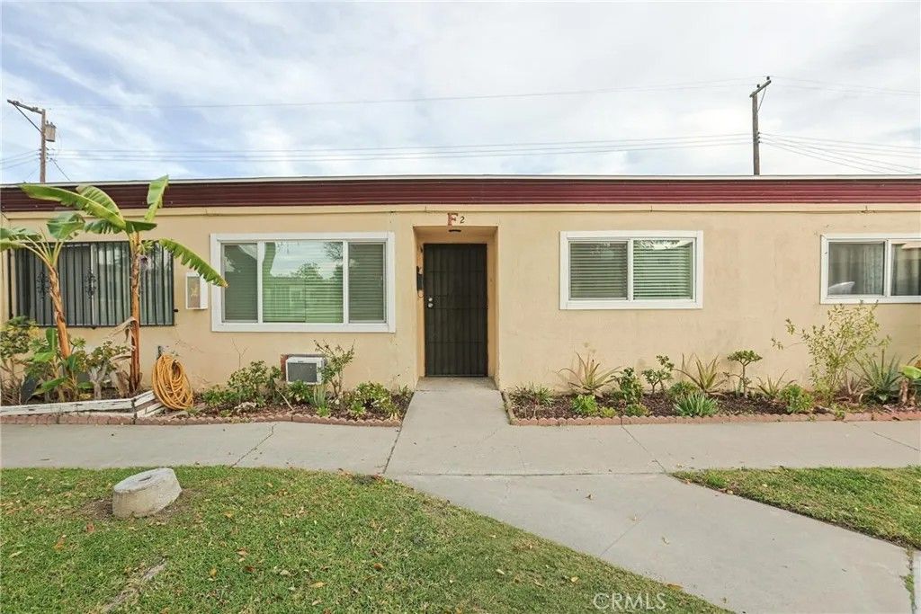 Photo of 4109 W 5th St #F2, Santa Ana, CA 92703 (MLS # PW26022660)