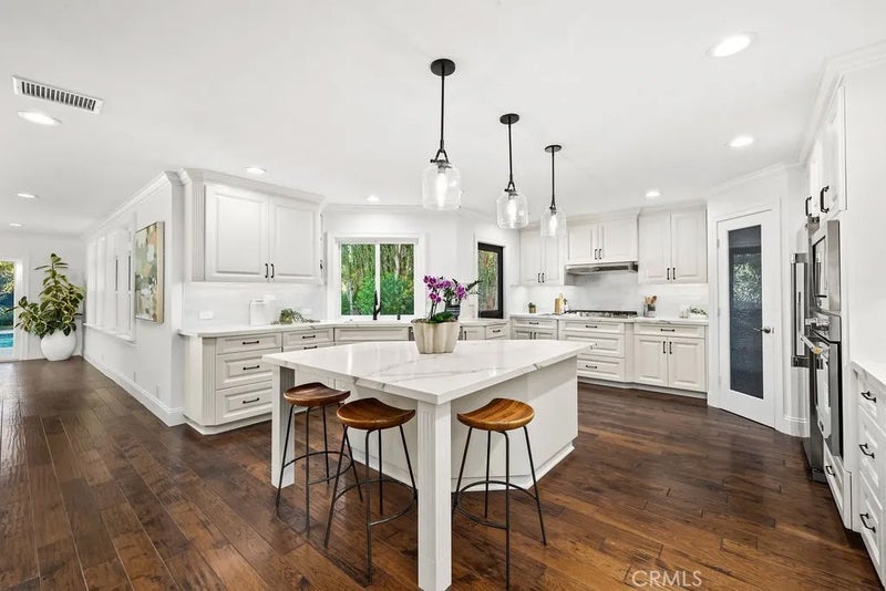6402 Athena Drive
