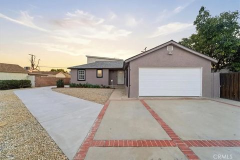 Photo of 9709 Willis, North Hills, CA 91343 (MLS # SR26018902)