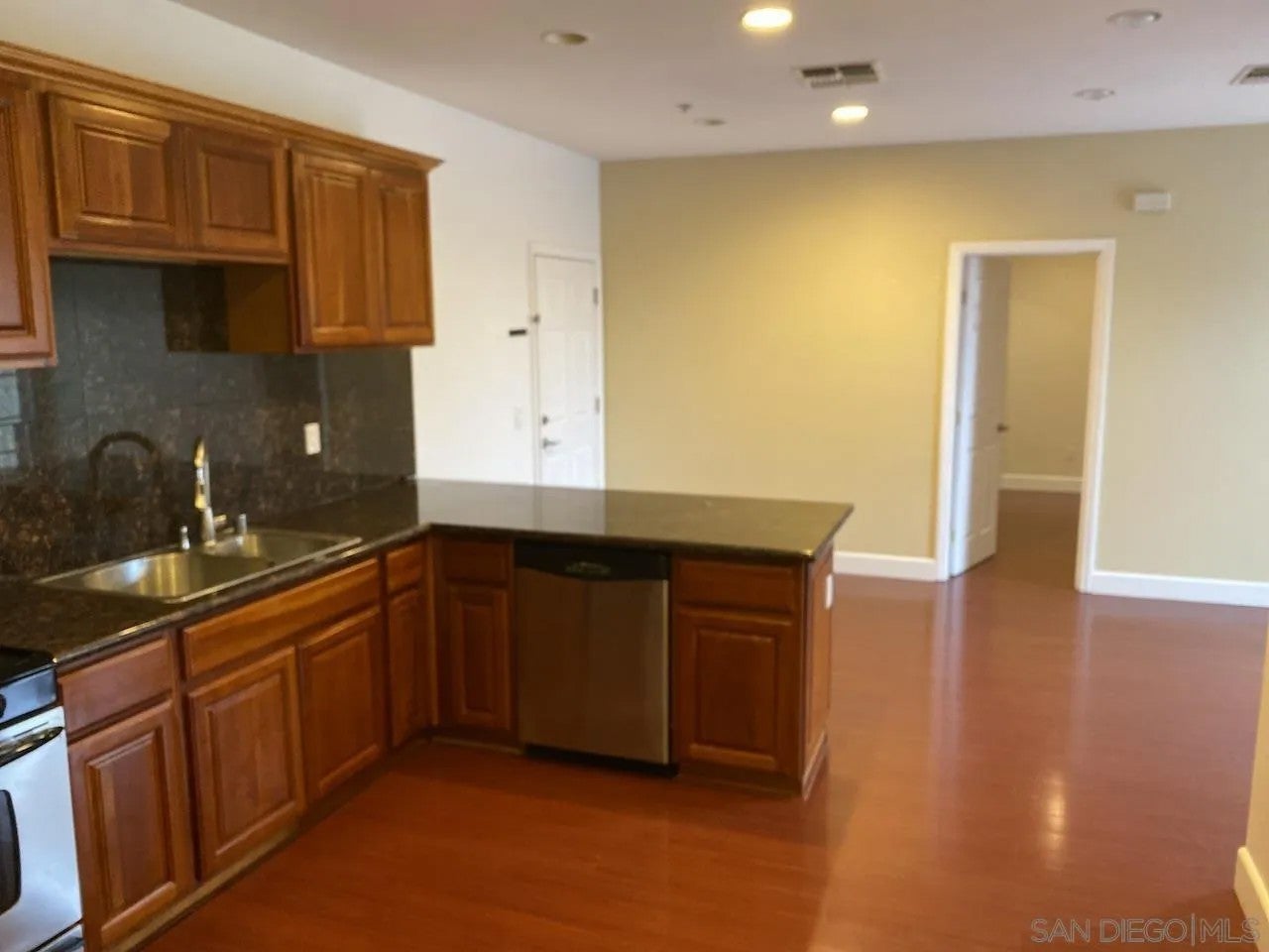7056 Fulton Street 15