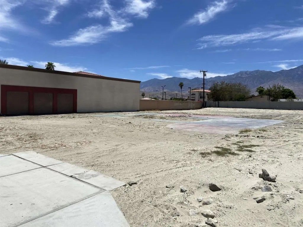 Photo of 32201 Date Palm DR, Cathedral City, CA 92234 (MLS # NDP2606403)