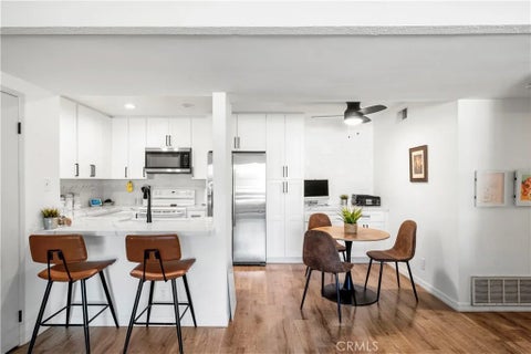 Photo of 25712 Le Parc #22, Lake Forest, CA 92630 (MLS # OC26218820)