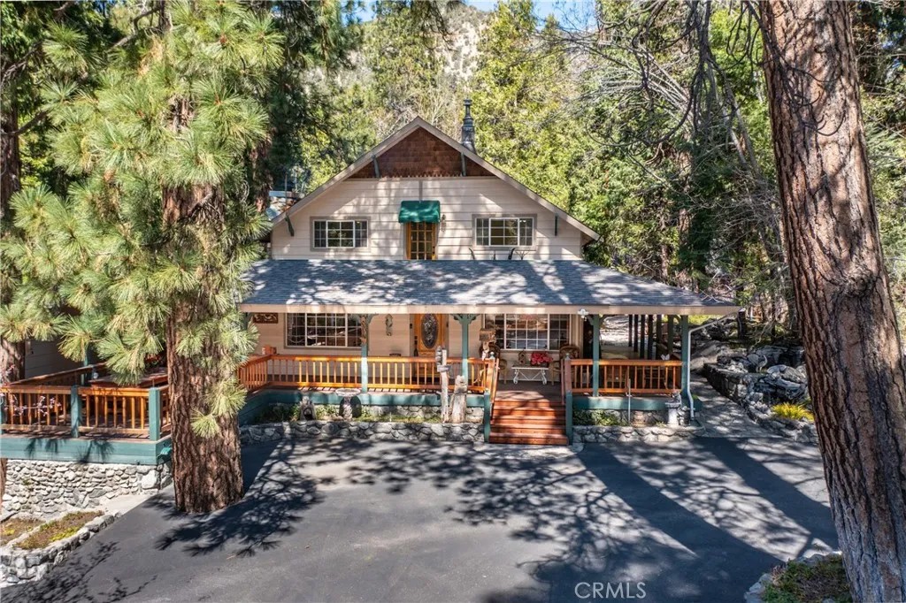 41208 Valley Of The Falls Drive