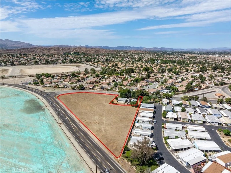 0 Ramona Expressway