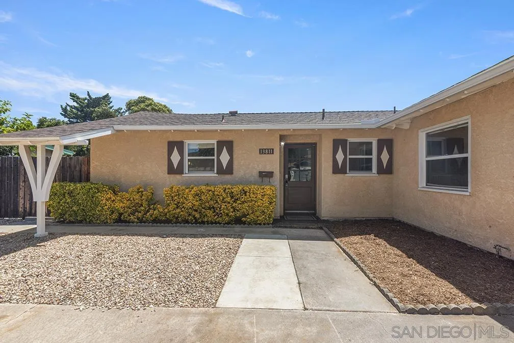 13811 Tobiasson Rd