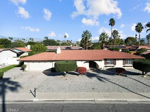 Photo of 2250 Tamarisk Rd, Palm Springs, CA 92262 (MLS # DW26007320)