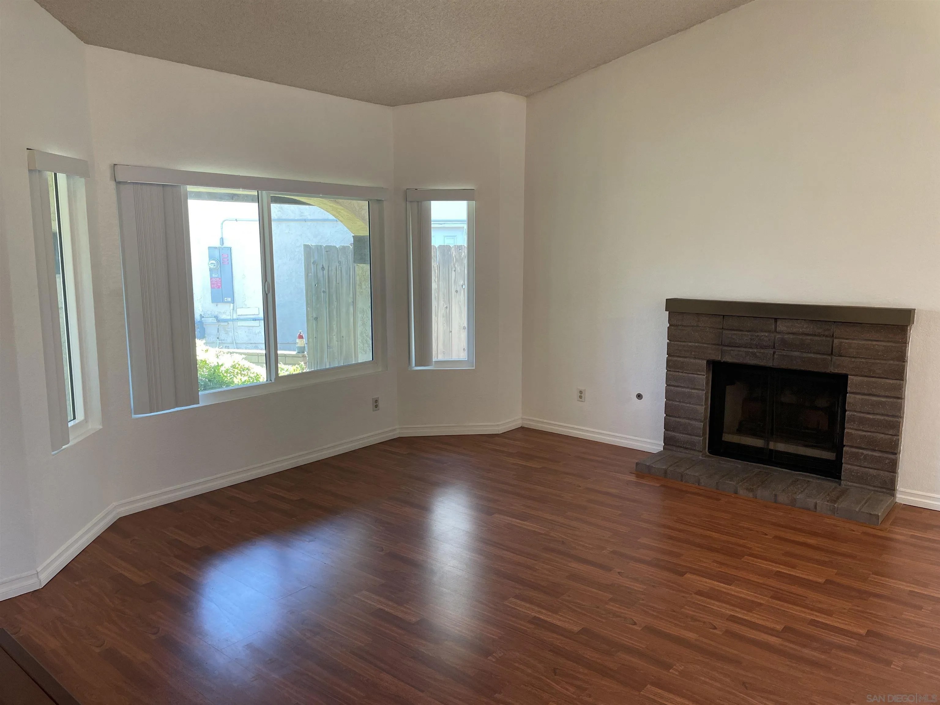 7210 Canyon Breeze Rd.