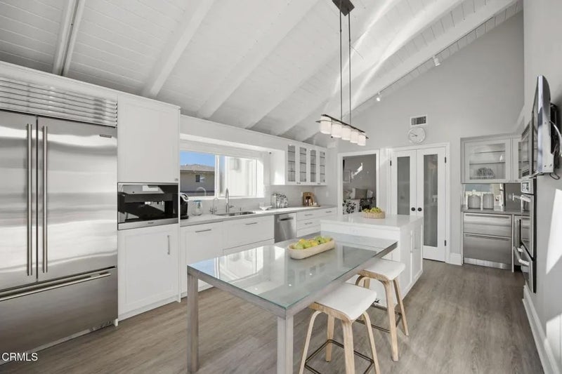 1410 Marine Way